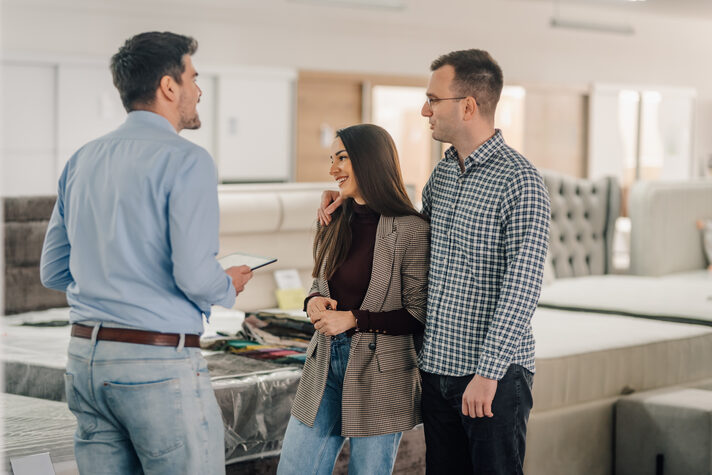 LaCroix comfort consultant walking a couple through their options